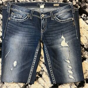 Silver Jeans Women's Dark Blue Distressed Cropped Jeans